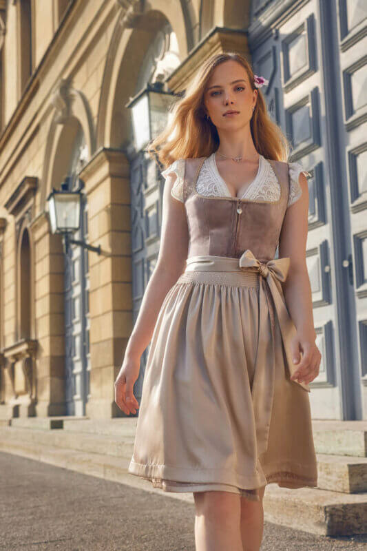 Desirée Dirndl
